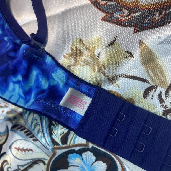 Victoria secret PINK ultimate push up bra - Picture 2 of 2